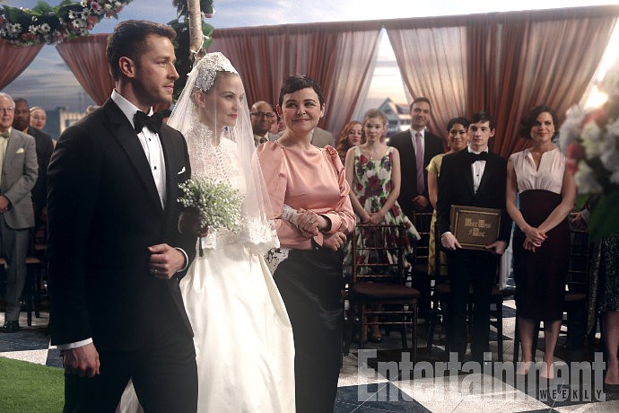 'Once Upon a Time': Get First Look at Emma's Wedding in Musical Episode