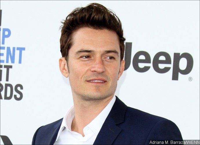Orlando Bloom Spotted Chatting With Bikini-Clad Beauties Following Split From Katy Perry