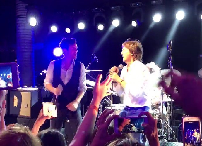 Watch Paul McCartney Perform 'Helter Skelter' With The Killers During Surprise NYE Appearance