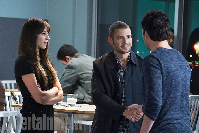 'Pretty Little Liars' Pics: Wren Is Back With New Haircut