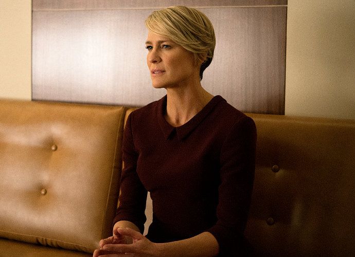 Robin Wright Demands to Get Paid Equally as Kevin Spacey on 'House of Cards'