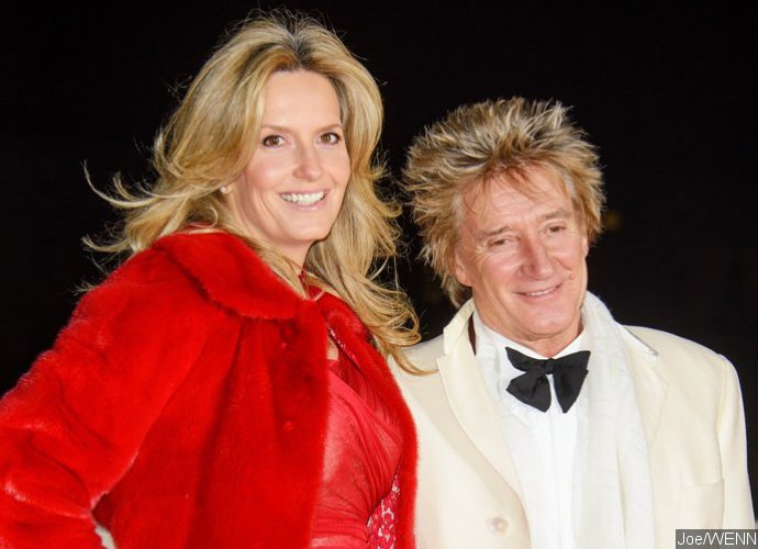 Rod Stewart And Wife Penny Lancaster Renew Wedding Vows