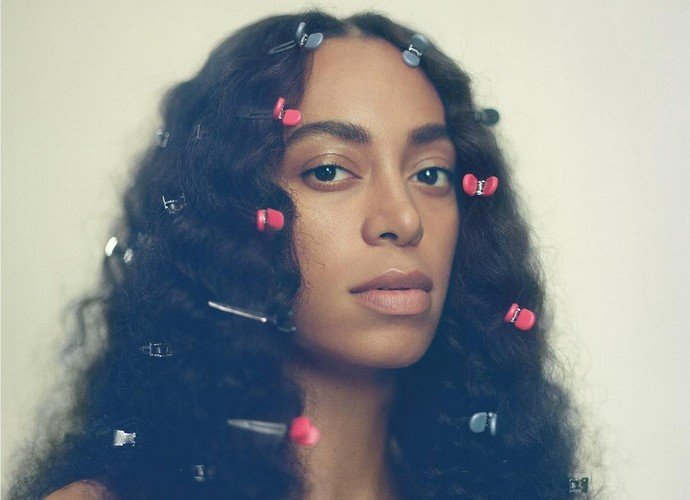 Solange Earns First No. 1 Album on Billboard 200 With 'A Seat at the Table'