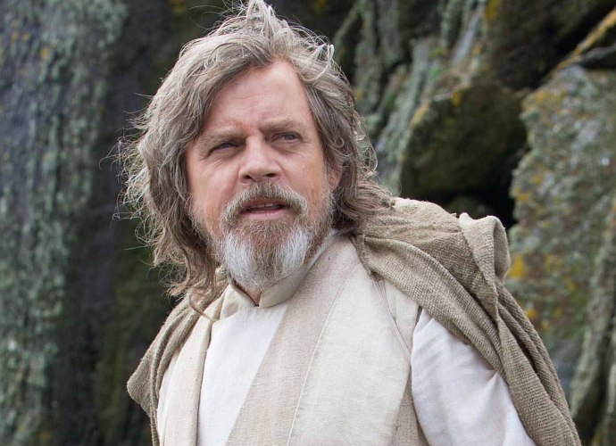 'Star Wars Episode VIII' Set Photos Show Luke Skywalker's Jedi Temple. What May Happen Next?