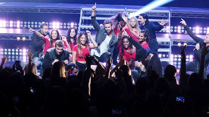 'The Bachelor' Recap: Backstreet Boys' Performance, a 'Nickathlon' and a Zero Gravity Date