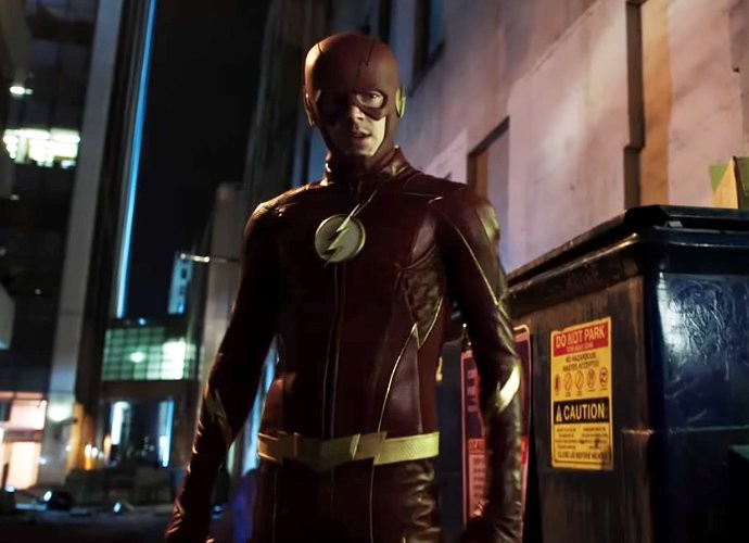 'The Flash' 3.19: Barry Dons New Costume in 'The Once and Future Flash' Promo