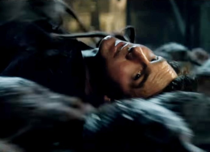 Tom Cruise Attacked by a Horde of Rats in 'The Mummy' New Trailer