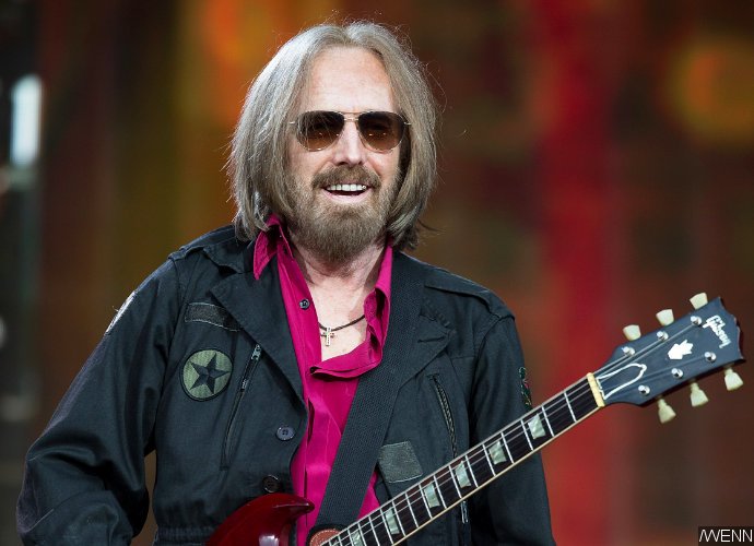 Tom Petty Pulled Off Life Support and 'Clinging to Life' After Cardiac Arrest
