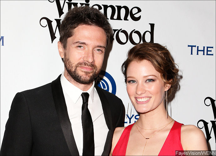 Topher Grace Marries Fiancee Ashley Hinshaw in Private Ceremony