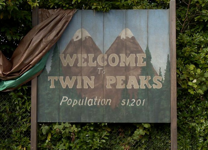'Twin Peaks' Debuts Extended Chilling Teaser Featuring Familiar Tune