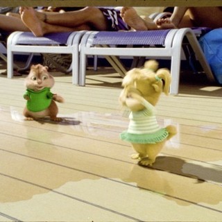Alvin and the Chipmunks: Chip-Wrecked Picture 12