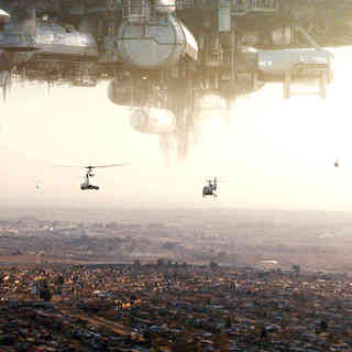 District 9 Picture 13