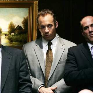 Vin Diesel (center) as Giacomo 'Fat Jack' DiNorscio in Find Me Guilty (2006)