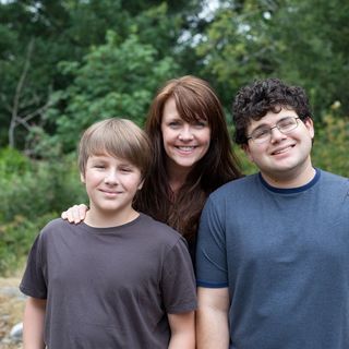 Mark Hills, Amanda Tapping and Jonathan Daniel Brown in Well Go USA's Kid Cannabis (2014)