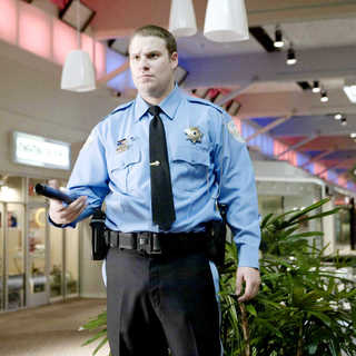 Seth Rogen stars as Ronnie Barnhardt in Warner Bros. Pictures' Observe and Report (2009). Photo credit by Peter Sorel.