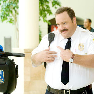 Paul Blart: Mall Cop Picture 1