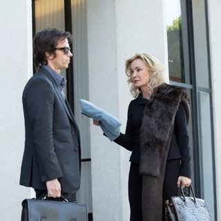 Mark Wahlberg stars as Jim Bennett and Jessica Lange stars as Roberta in Paramount Pictures' The Gambler (2014). Photo credit by Claire Folger.