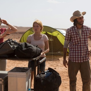 Denis O'Hare, Christa Nicola, Ashley Hinshaw and James Buckley in 20th Century Fox's The Pyramid (2014)