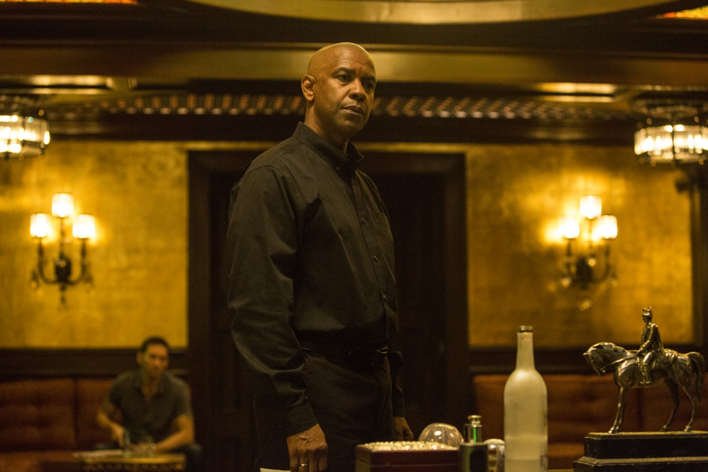 Denzel Washington stars as Robert McCall in Columbia Pictures' The Equalizer (2014)