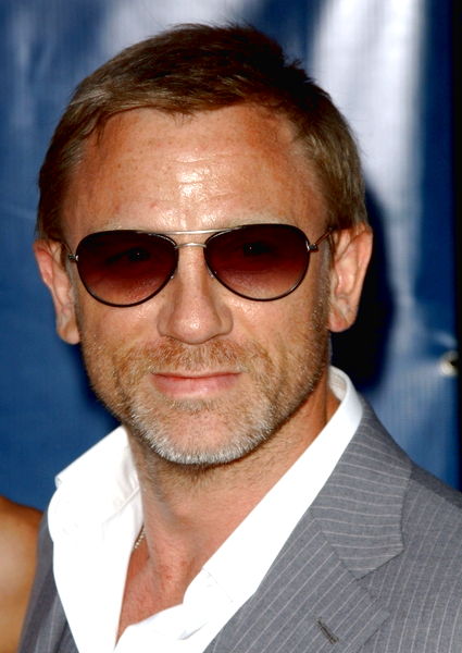 Daniel Craig