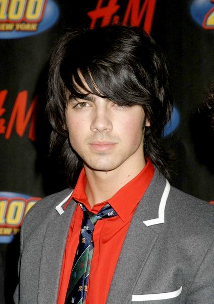 Jonas Brothers, Joe Jonas