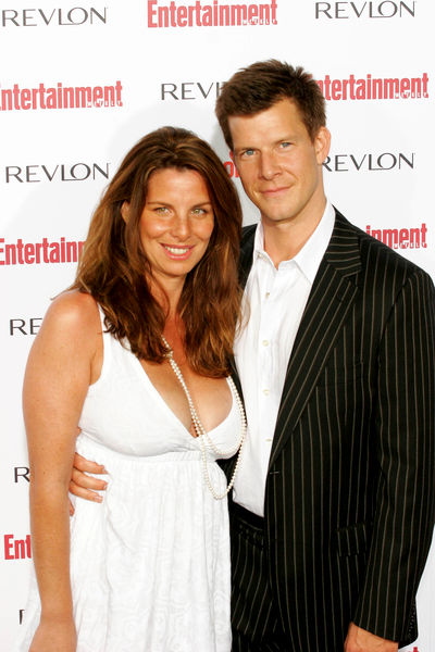 Eric Mabius, Ivy Sherman