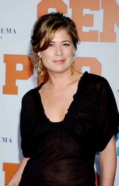 Maura Tierney