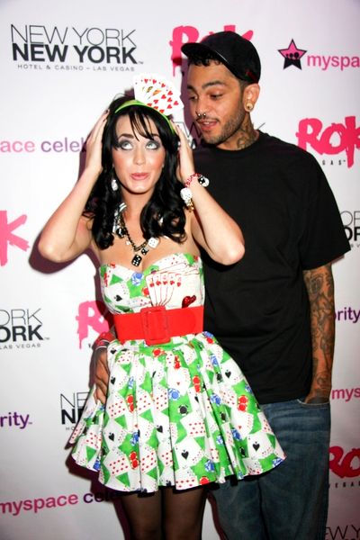 Katy Perry, Travis McCoy