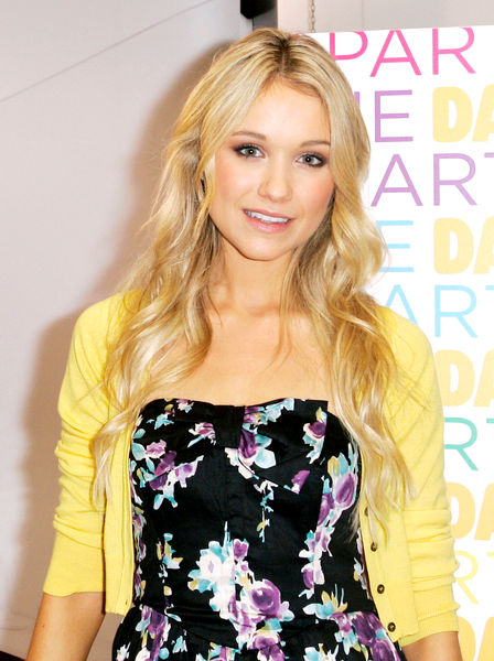 Katrina Bowden