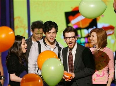 Sitcom 'Drake and Josh' Is Kids' 2008 Favorite TV Show