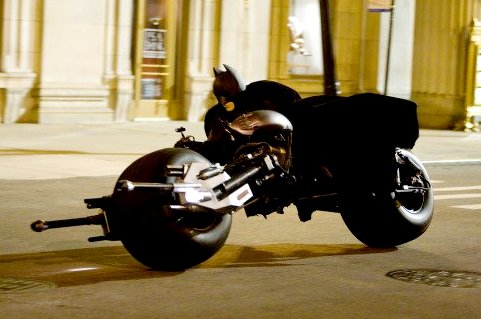 Misleading Clues on New 'Dark Knight' Trailer Slammed, Bootleg Trailer Out