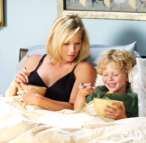 Father of Kelly Taylor's Baby Revealed in 1.04 of '90210'