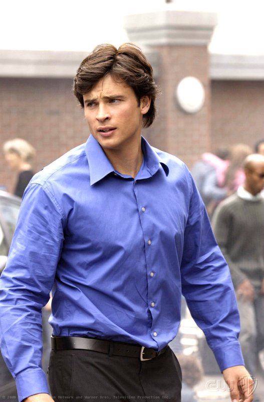 Clips From 'Smallville' Episode 8.01: Odyssey