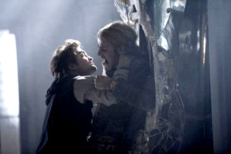 More Details on 'Twilight' Reshoots