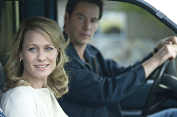 A Look at 'The Private Lives of Pippa Lee' Through Promo Trailer