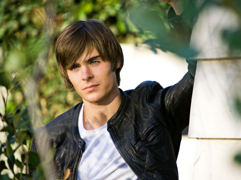 Zac Efron's '17 Again' Takes Over North American Box Office