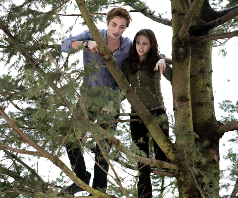 Two 'The Twilight Saga's New Moon' Set Visit Videos From ET