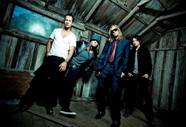 Video Premiere: Puddle of Mudd's 'Spaceship'