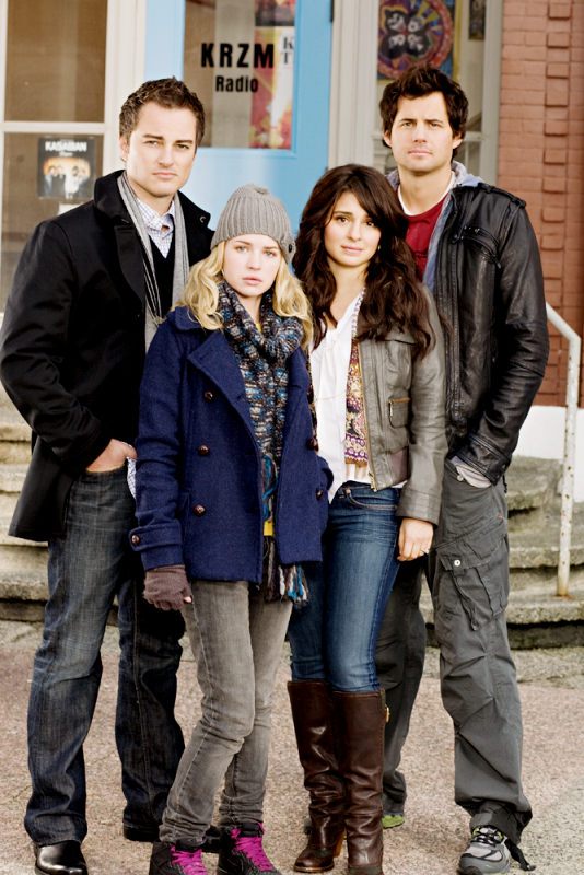 'Life Unexpected' Releases 4 Minutes Preview