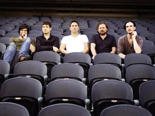 Snow Patrol Debut 'Set the Fire to the Third Bar' Video From 'Dear John'