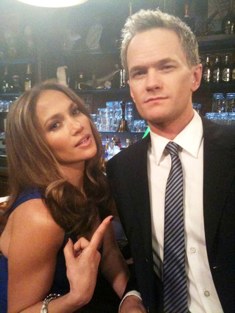 First Look: Jennifer Lopez on the Set of 'HIMYM'