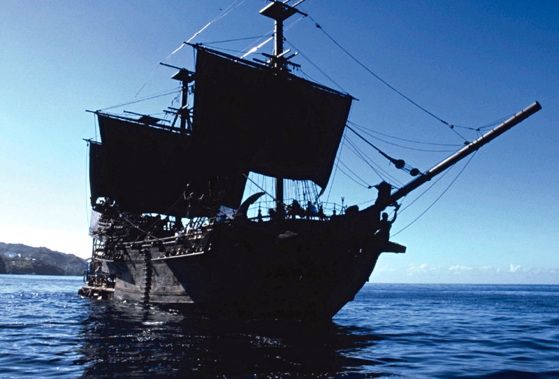 The Black Pearl Arrives in Hawaii for 'Pirates of the Caribbean 4' Shooting
