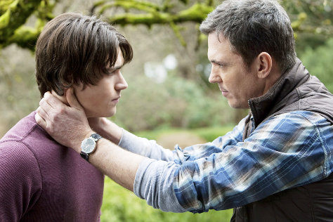 'V' 1.06 Preview: Pound of Flesh