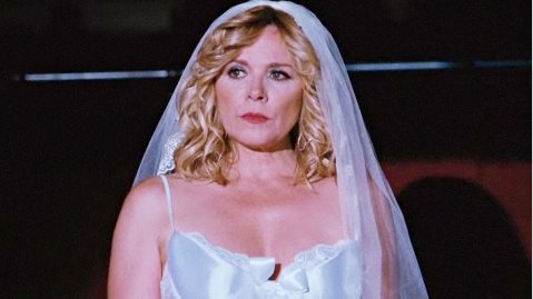 Kim Cattrall Pole Dancing in 'Meet Monica Velour' Clip