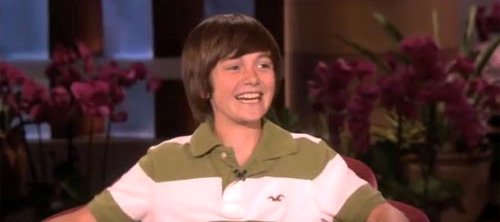 Justin Bieber Lookalike Greyson Chance Signed to Interscope