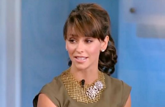 Jennifer Love Hewitt Was Cheated On in Almost Two-Year Relationship