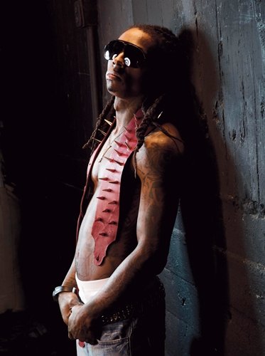 Lil Wayne Premieres 'Da Da Da' Music Video