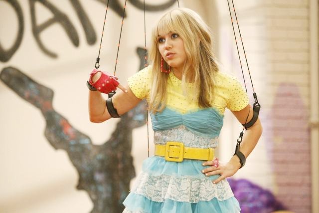 Miley Cyrus' 'Ordinary Girl' From 'Hannah Montana' Arrives in Full