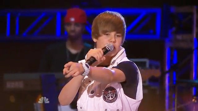 Video: Justin Bieber Wows U.S. at Macy's 4th of July Fireworks Spectacular