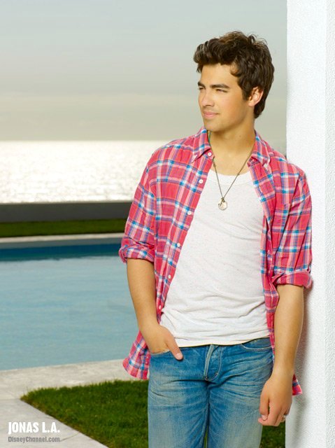 Video Premiere: Joe Jonas' 'Make It Right' From 'Jonas L.A.'
